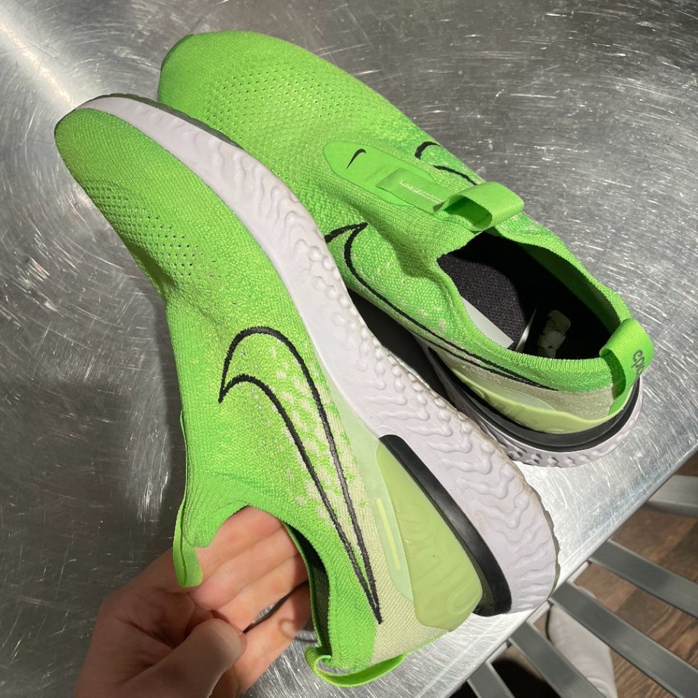 Nike Epic Phantom React Flyknit - Electric Green